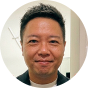 三好 孝典